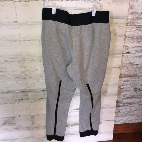 Adidas Sweatpants joggers Grey and black Size medium Adidas pants workout gym​​ - Picture 6 of 6